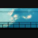 空とフェンス
